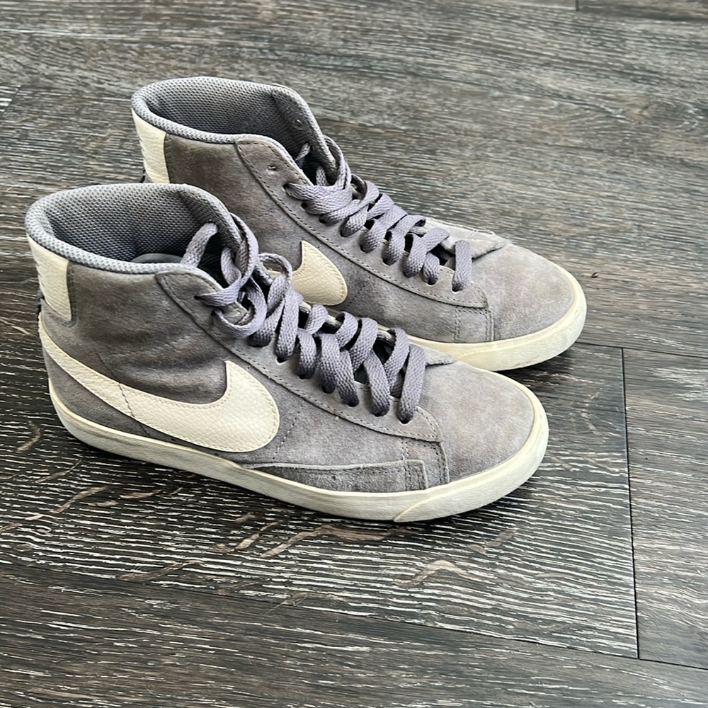Nike SB Suede Purple Size 5.5
